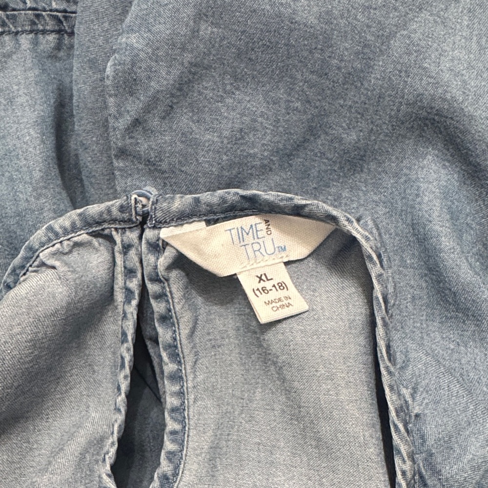Time and Tru Denim Blue Ruffle Dress With pockets - Picture 9 of 12